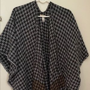 Women’s Shawl Wrap.